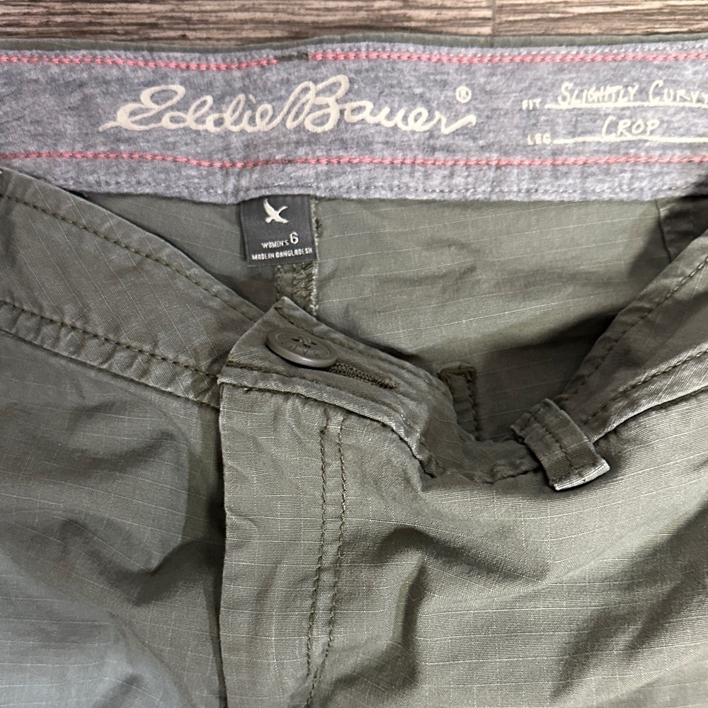 Eddie Bauer Olive Cargo Pants for Men - Picture 4 of 7